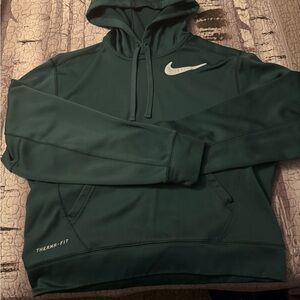 Nike Therma-Fit Hoodie in Forest Green